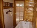 1 Bedroom cottages with large Jacuzzi or Spa #5,6 Picture 13